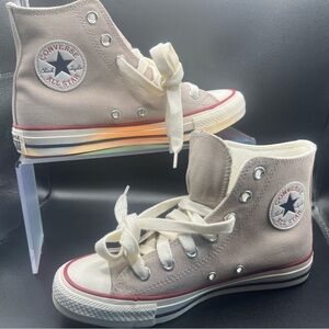 Converse Chuck Taylor Grayish High-Tops 7.5 womenβs